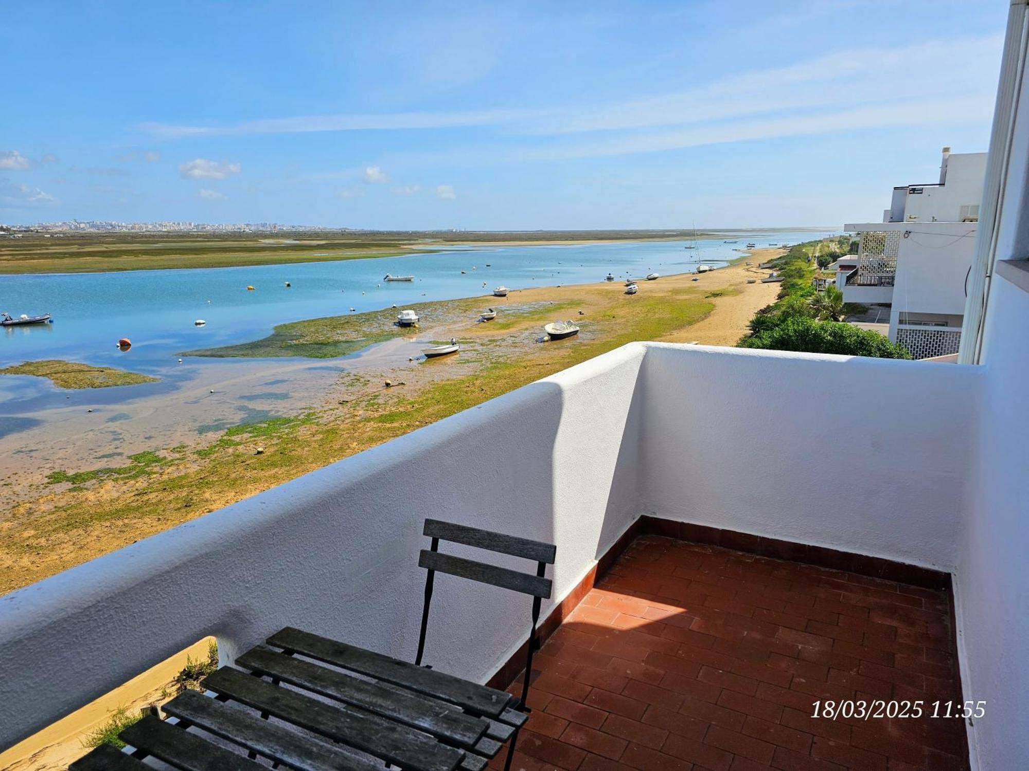 Blife Joraya Private Apartment Faro Bagian luar foto